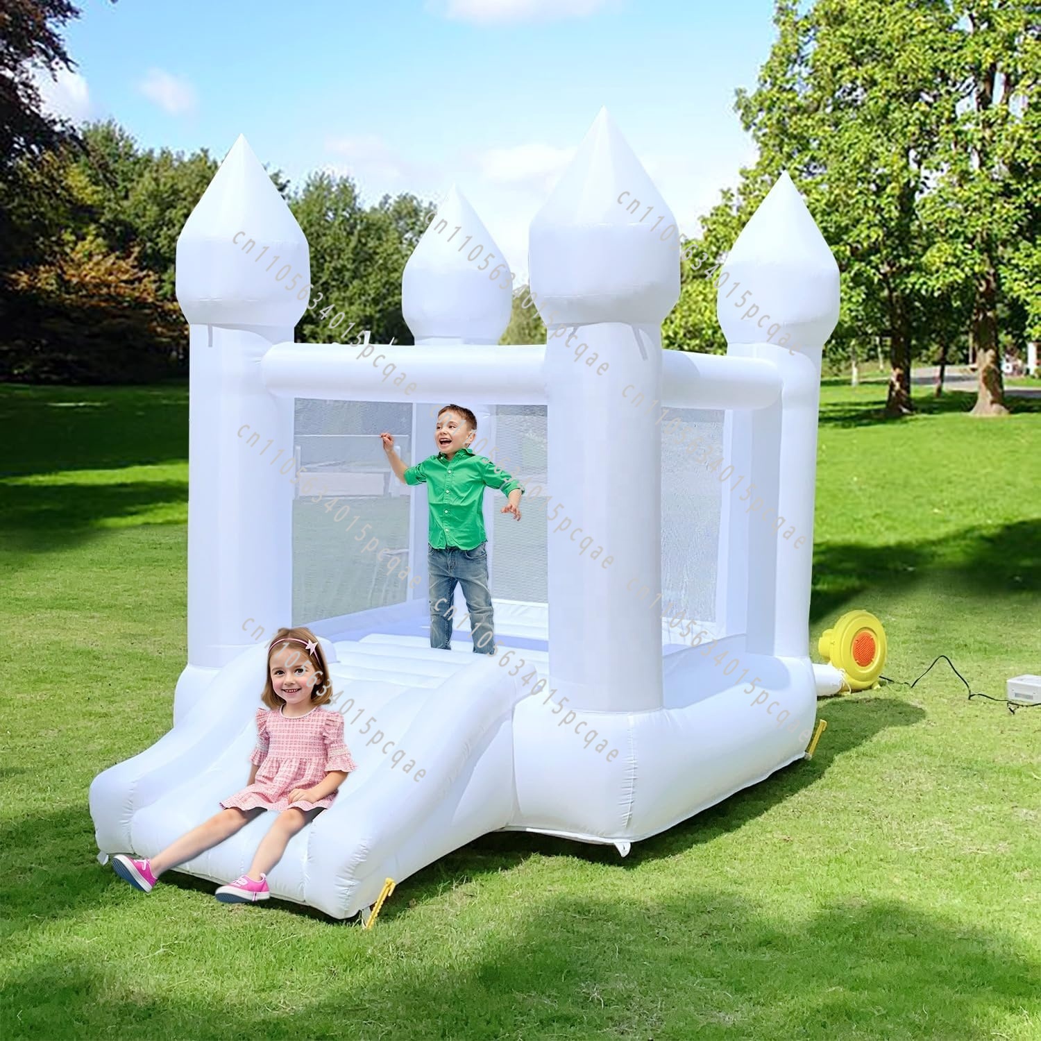 Lindo Castelo Inflável Branco  - Trampoline Mini Indoor avaliação e preço